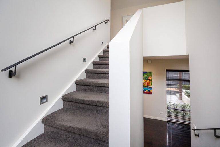 Photo of property in 25 Montgomery Terrace, Hokowhitu, Palmerston North, 4410