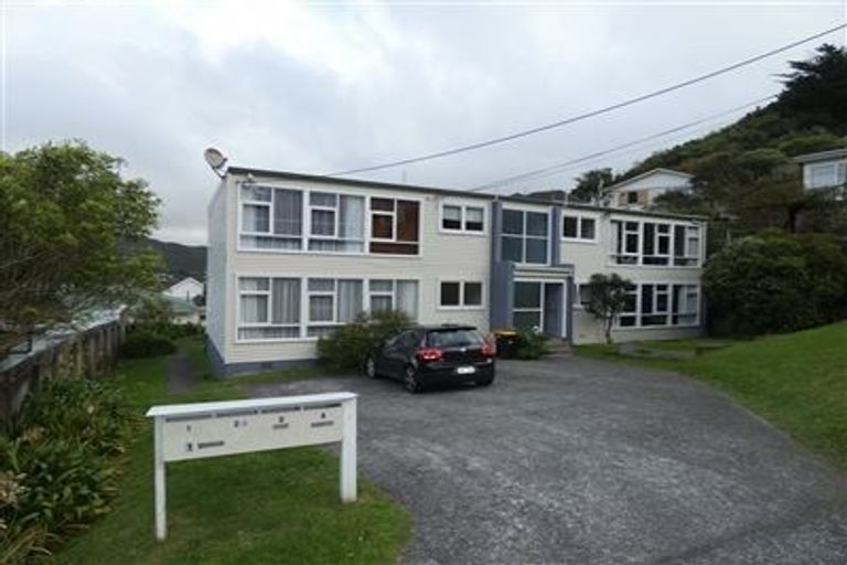 Photo of property in 2/1 Canterbury Street, Karori, Wellington, 6012