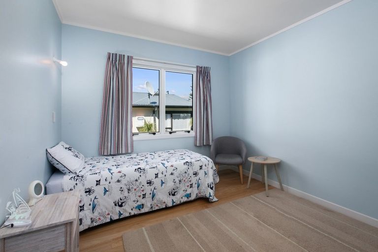 Photo of property in 14 Marine Avenue, Waihi Beach, 3611