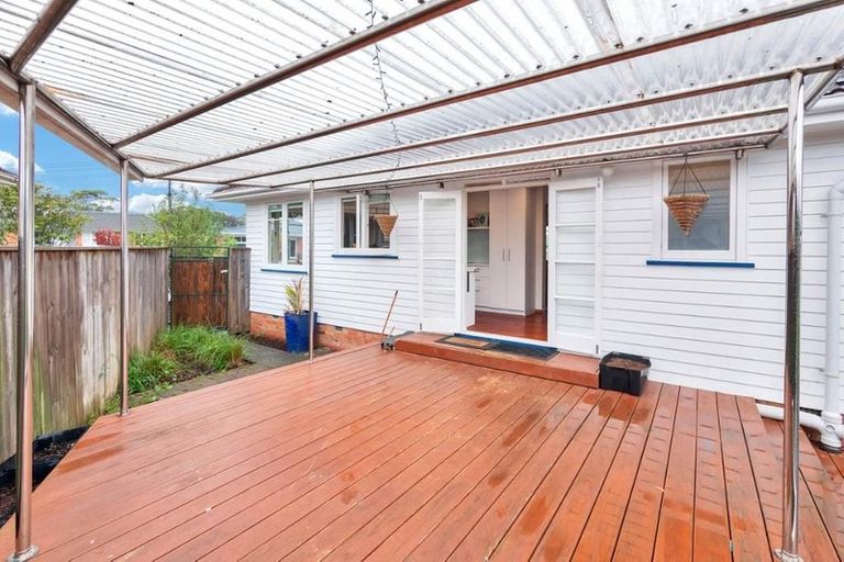 Photo of property in 5 Anthony Place, Pakuranga, Auckland, 2010