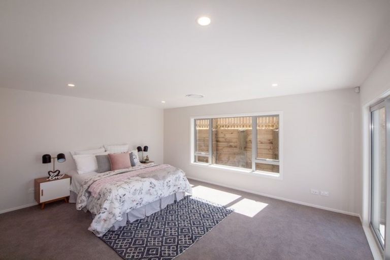 Photo of property in 6 Prestbury Grove, Churton Park, Wellington, 6037