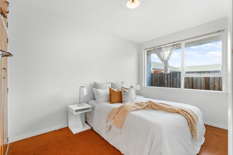 Photo of property in 3/102 Picton Avenue, Riccarton, Christchurch, 8011