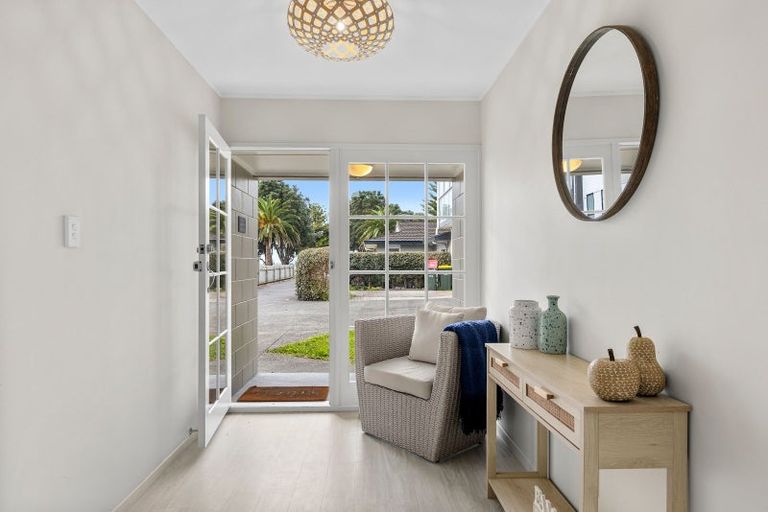 Photo of property in 3/252 Hibiscus Coast Highway, Orewa, 0931