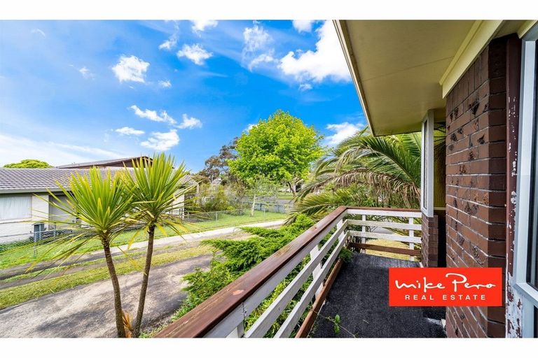 Photo of property in 1/17 Ballater Place, Highland Park, Auckland, 2010