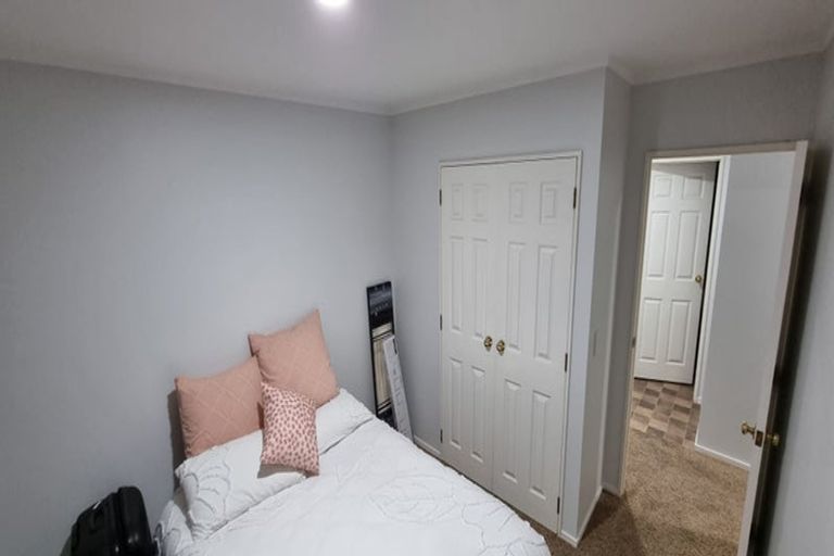 Photo of property in 11 Kotuku Drive, Paraparaumu Beach, Paraparaumu, 5032