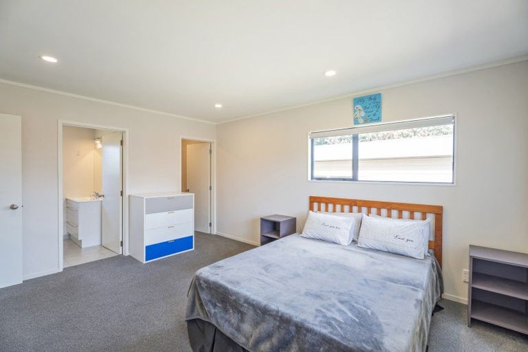 Photo of property in 104 Sands Crescent, Matarangi, Whitianga, 3592