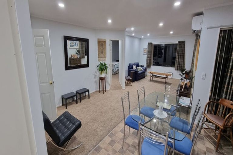 Photo of property in 11 Kotuku Drive, Paraparaumu Beach, Paraparaumu, 5032