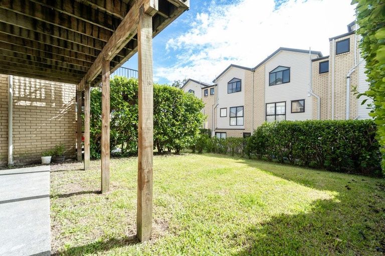 Photo of property in St Claire Village, 35/172 Mcleod Road, Te Atatu South, Auckland, 0610