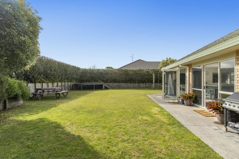 Photo of property in 129 Blake Boulevard, Papamoa Beach, Papamoa, 3118