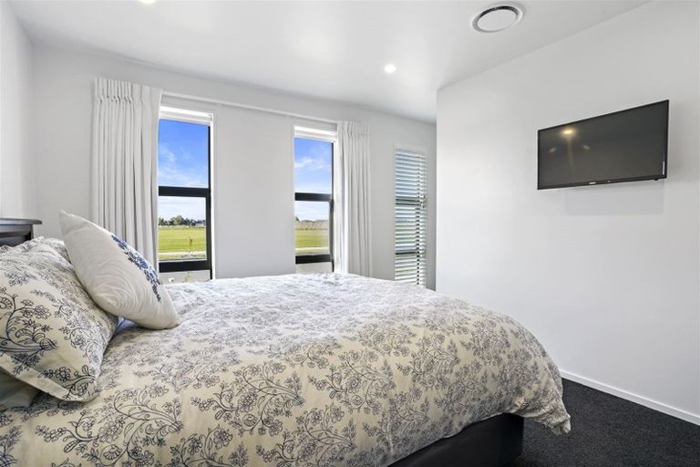 Photo of property in 21 Goldie Drive, Rangiora, 7400