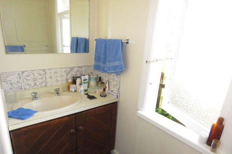 Photo of property in 241 Palmerston Street, Westport, 7825