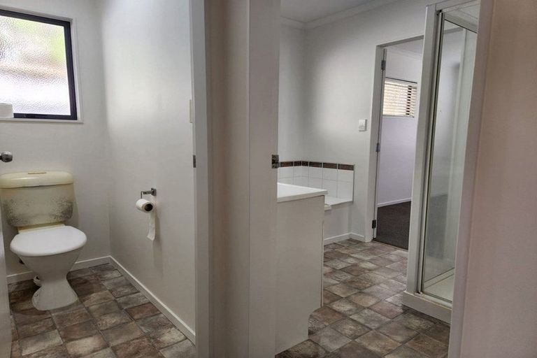 Photo of property in 26 Puriri Street, Helensville, 0800