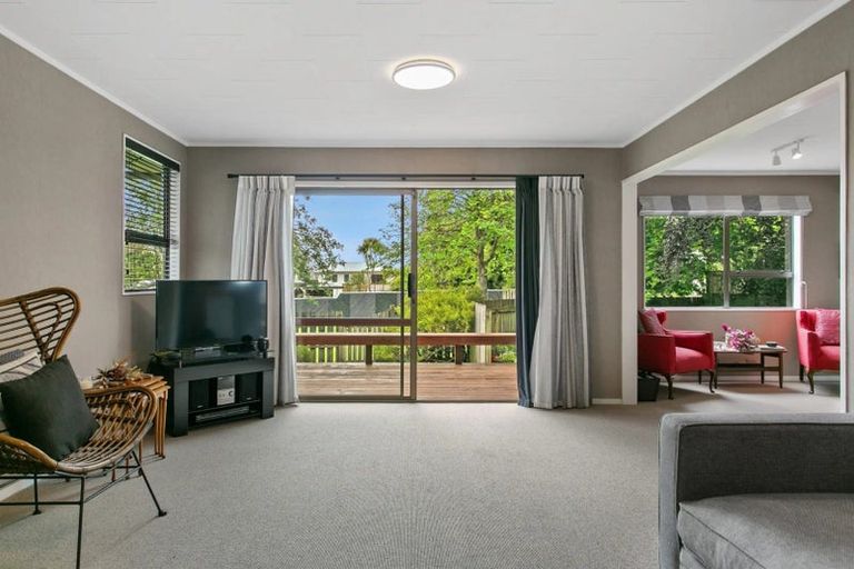 Photo of property in 19 Epping Place, Richmond Heights, Taupo, 3330