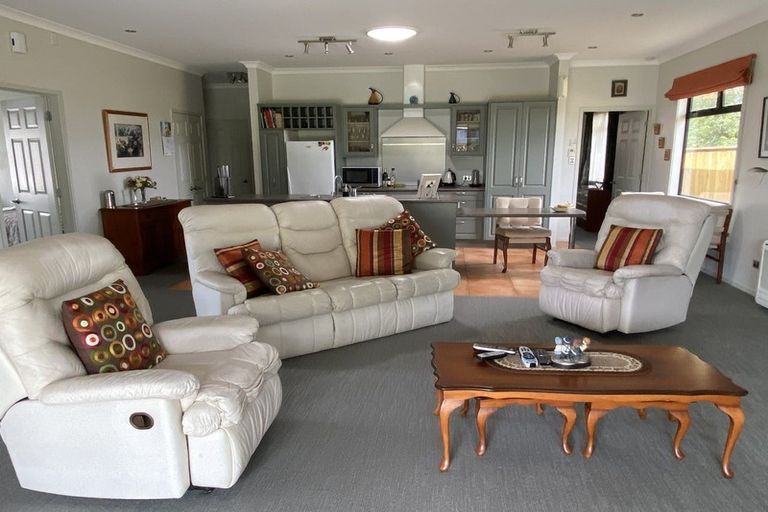 Photo of property in 2 Victoria Court, Feilding, 4702