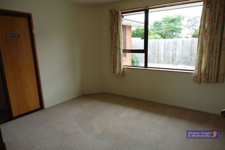 Photo of property in 2/119 Peverel Street, Riccarton, Christchurch, 8041