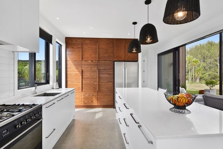 Photo of property in 271 Mangatawhiri Road, Omaha, 0986