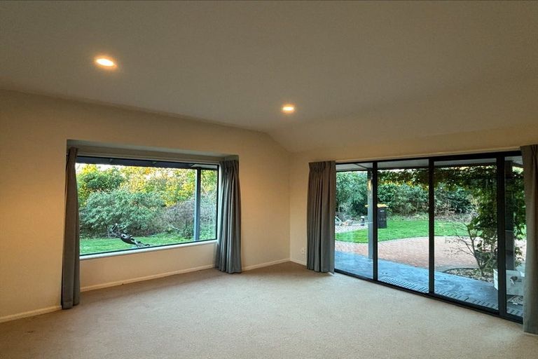 Photo of property in 17 Ardilea Avenue, Stoke, Nelson, 7011