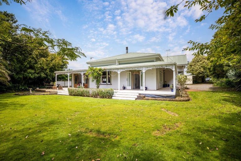 Photo of property in 26 Takiroa Street, Urenui, 4375