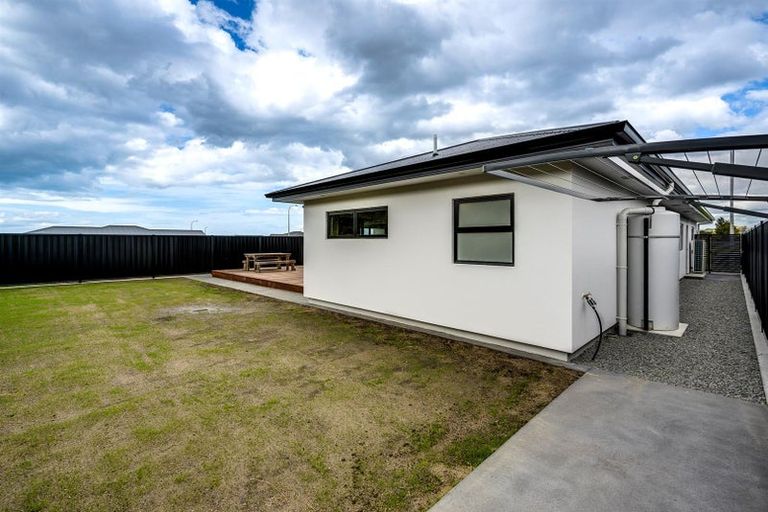 Photo of property in 15 Arihi Crescent, Frimley, Hastings, 4120