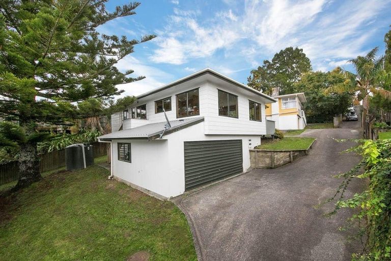 Photo of property in 403b Don Buck Road, Massey, Auckland, 0614