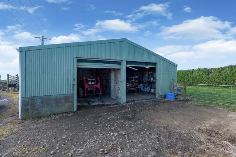 Photo of property in 306 Pungarehu Road, Pungarehu, 4685