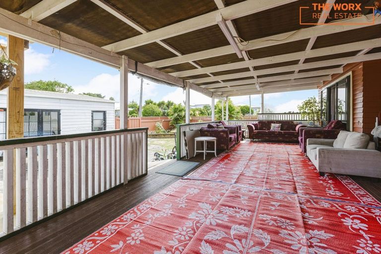 Photo of property in 37 Rosella Road, Mangere East, Auckland, 2024