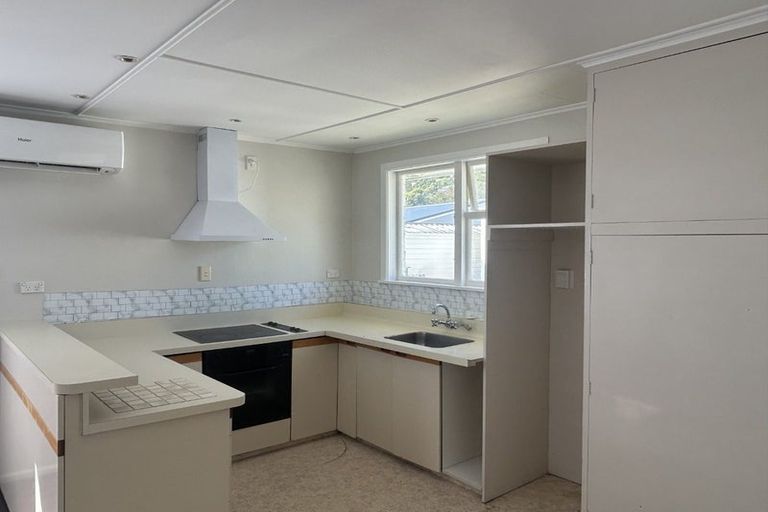 Photo of property in 14 Wairau Road, Picton, 7220