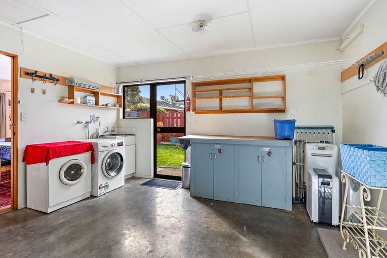 Photo of property in 5b Mair Street, Regent, Whangarei, 0112