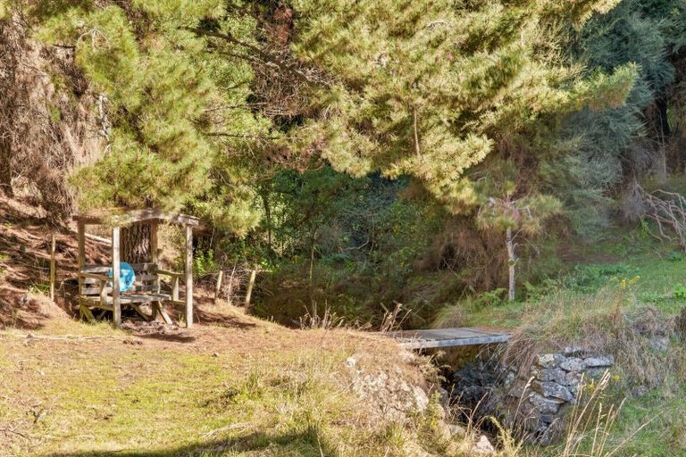 Photo of property in 2 Mount Herbert Peak Road, Diamond Harbour, 8972