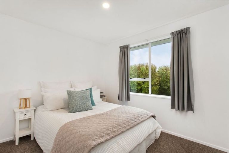 Photo of property in 15 Chadbury Street, Parklands, Christchurch, 8083