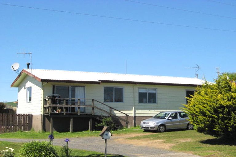 Photo of property in 43 Rotowaro Road, Huntly, 3700