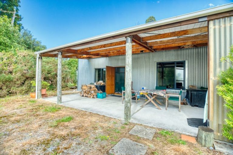 Photo of property in 52 Aratika Drive, Arnold Valley, 7872