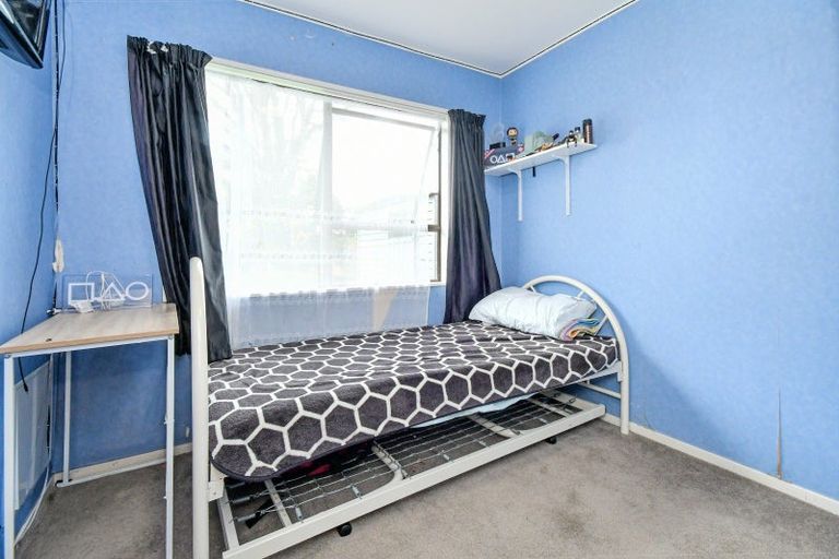 Photo of property in 8 Zenith Place, Conifer Grove, Takanini, 2112