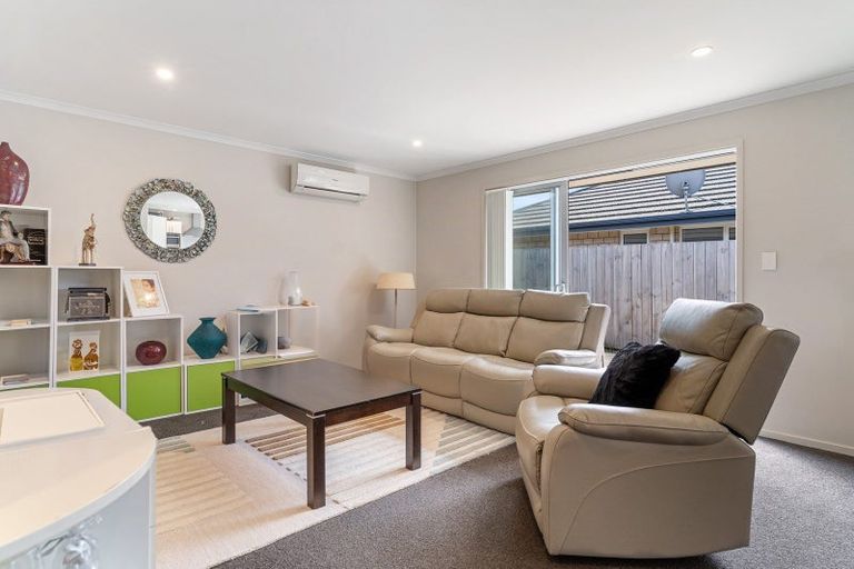 Photo of property in 39 Leet Crescent, Papamoa Beach, Papamoa, 3118