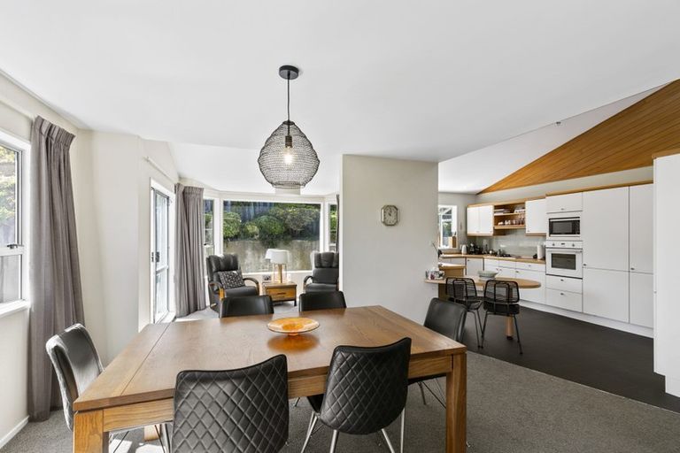 Photo of property in 3 Waterford Drive, Churton Park, Wellington, 6037