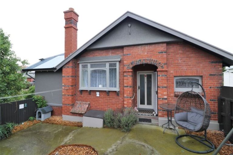 Photo of property in 2/11 Selwyn Street, Maori Hill, Timaru, 7910