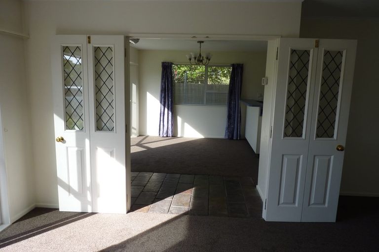 Photo of property in 32 Oxley Avenue, St Albans, Christchurch, 8014