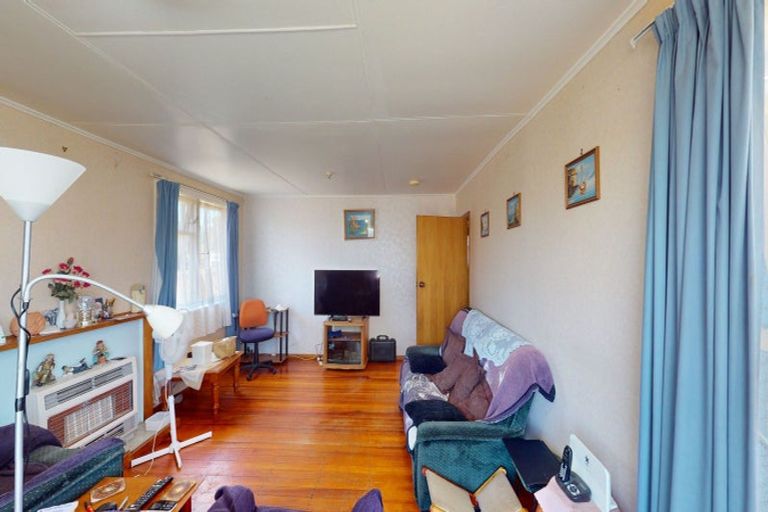 Photo of property in 5 Hinemoa Street, Levin, 5510