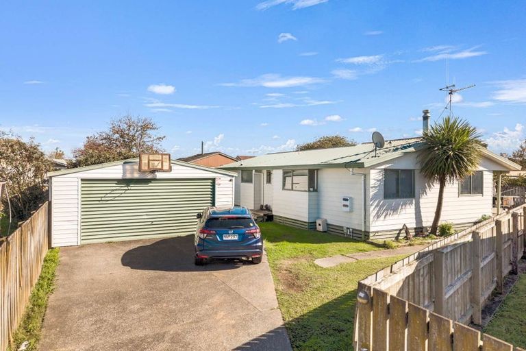 Photo of property in 46 Odlin Crescent, Nawton, Hamilton, 3200