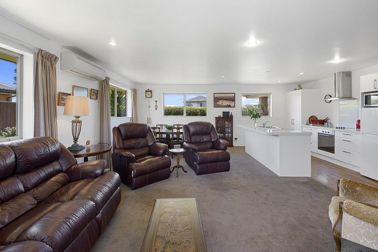 Photo of property in 17 Stonebrook Drive, Rolleston, 7614