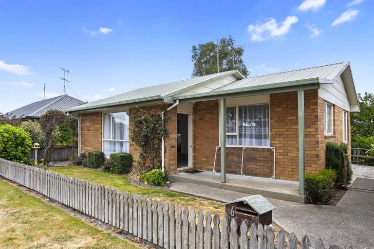 Photo of property in 6 Bank Street, Amberley, 7410