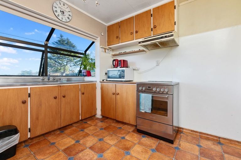 Photo of property in 212 Cambridge Road, Bethlehem, Tauranga, 3110