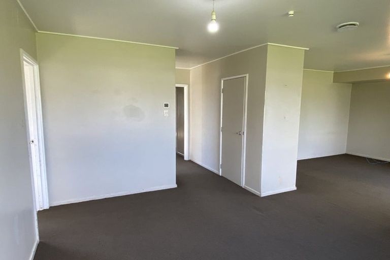 Photo of property in 9 Huia Street, Waiuku, 2123