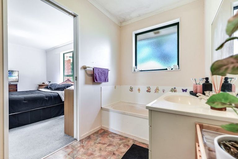 Photo of property in 23 Shannon Place, Nawton, Hamilton, 3200