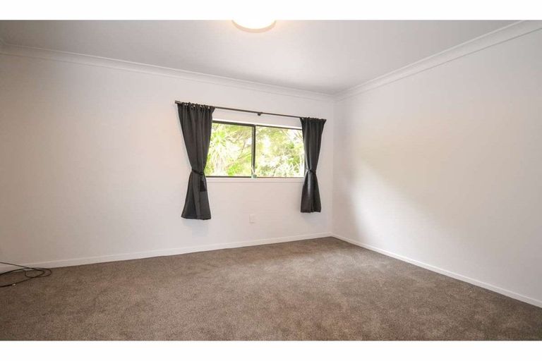 Photo of property in 99 Yorke Road, Haruru, 0204