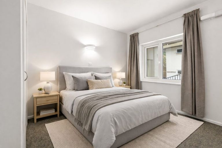 Photo of property in Parkland Flats, 8/51 Adams Terrace, Kelburn, Wellington, 6021