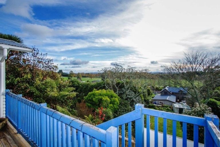 Photo of property in 92 Houchens Road, Glenview, Hamilton, 3206