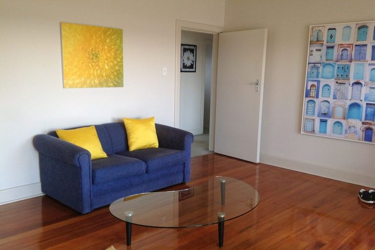 Photo of property in 1-12/48 The Bay Hill, Timaru, 7910