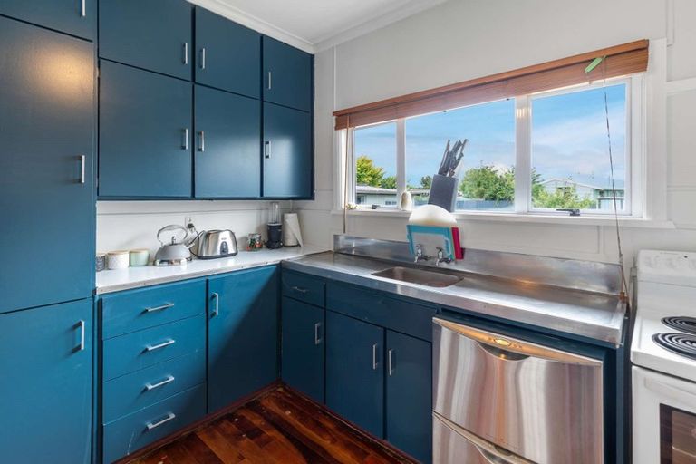 Photo of property in 34 Nottingham Avenue, Awapuni, Palmerston North, 4412