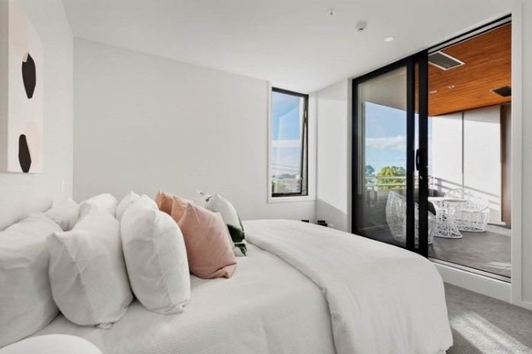 Photo of property in 403/64 Victoria Street, Onehunga, Auckland, 1061